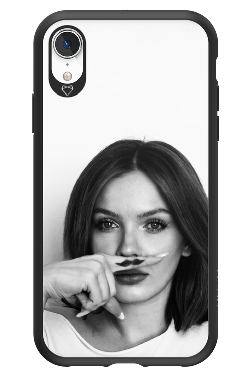 Soft Focus - Apple iPhone XR