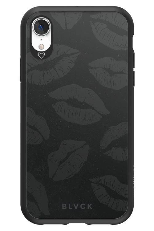 Dark Lips - Apple iPhone XR