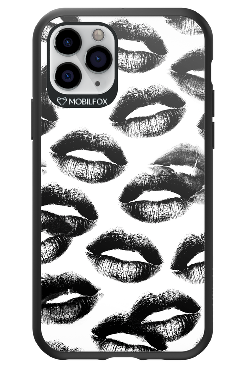 Ghost Kiss - Apple iPhone 11 Pro