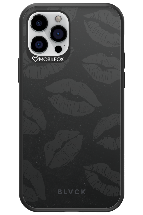 Dark Lips - Apple iPhone 12 Pro