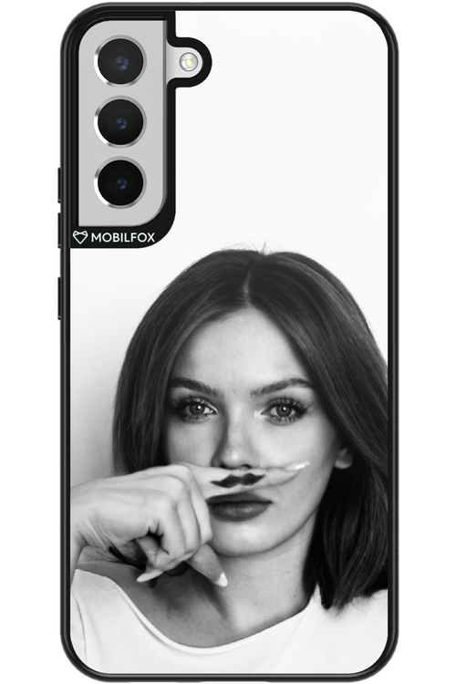 Soft Focus - Samsung Galaxy S22+