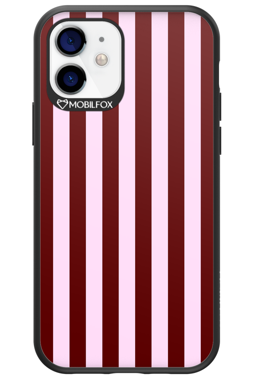 Circus Romance - Apple iPhone 12