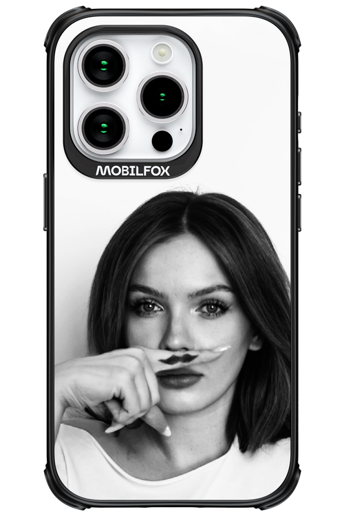 Soft Focus - Apple iPhone 15 Pro