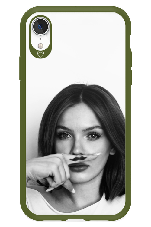 Soft Focus - Apple iPhone XR