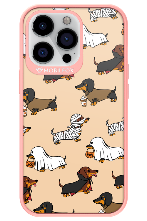 Scary Dachshund - Apple iPhone 13 Pro