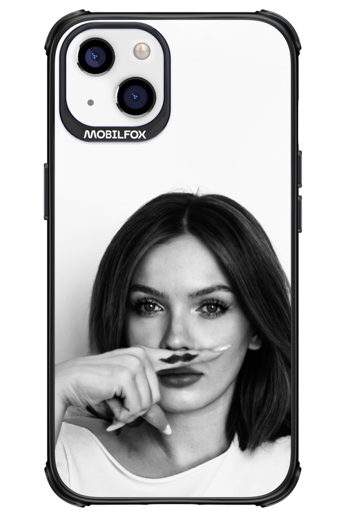 Soft Focus - Apple iPhone 13