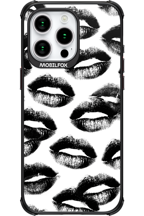 Ghost Kiss - Apple iPhone 15 Pro Max