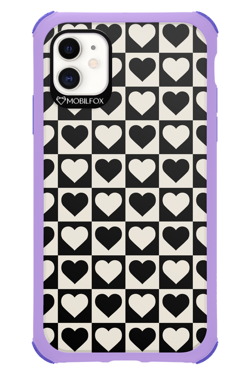 Checkered Heart - Apple iPhone 11