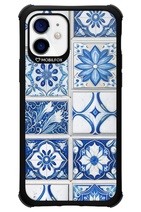 Antique - Apple iPhone 12
