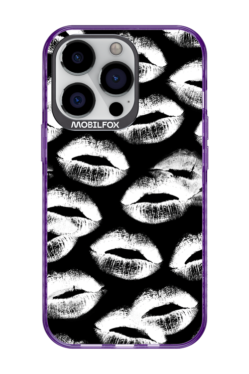 Ghost Kiss Black - Apple iPhone 13 Pro