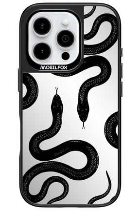 Black Mamba Mirror - Apple iPhone 16 Pro