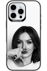 Soft Focus - Apple iPhone 16 Pro Max