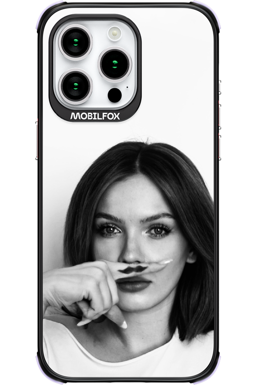 Soft Focus - Apple iPhone 15 Pro Max