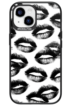 Ghost Kiss - Apple iPhone 15