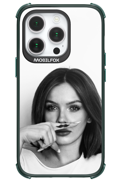 Soft Focus - Apple iPhone 14 Pro