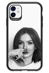 Soft Focus - Apple iPhone 11