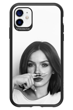 Soft Focus - Apple iPhone 11