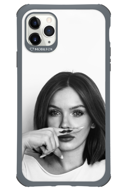 Soft Focus - Apple iPhone 11 Pro Max