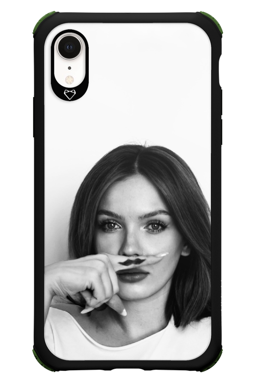 Soft Focus - Apple iPhone XR