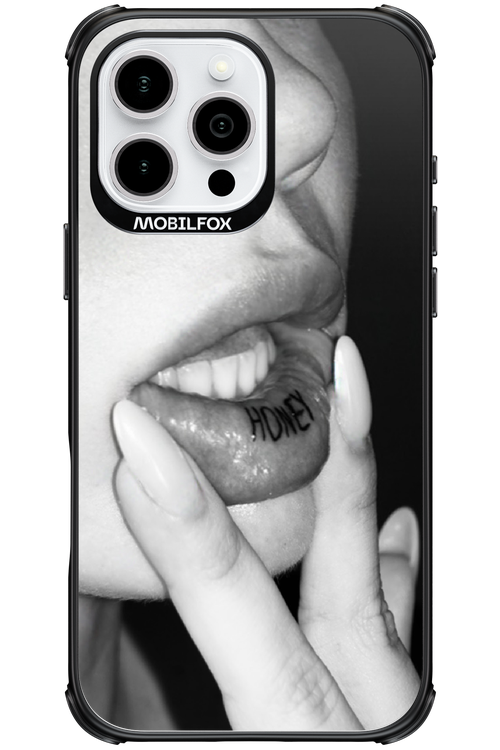 Lip Secret - Apple iPhone 16 Pro Max