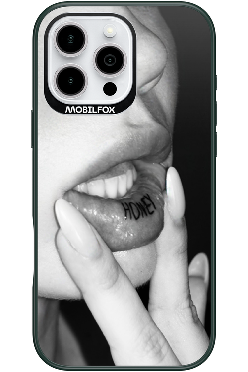 Lip Secret - Apple iPhone 16 Pro Max