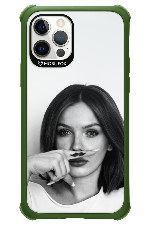 Soft Focus - Apple iPhone 12 Pro