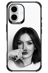 Soft Focus - Apple iPhone 16