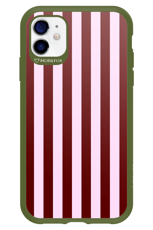 Circus Romance - Apple iPhone 11