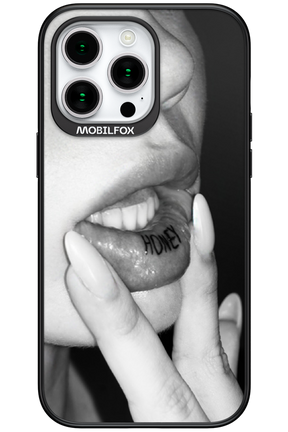 Lip Secret - Apple iPhone 15 Pro Max