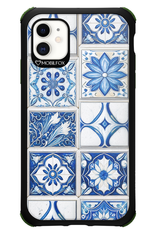 Antique - Apple iPhone 11