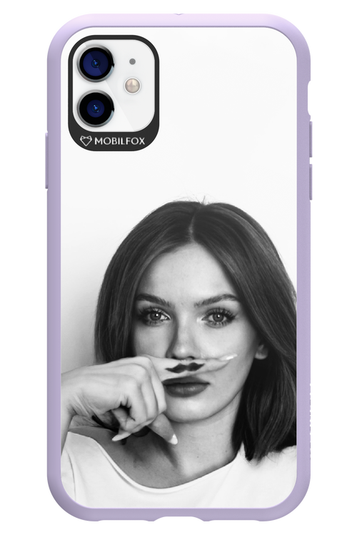 Soft Focus - Apple iPhone 11