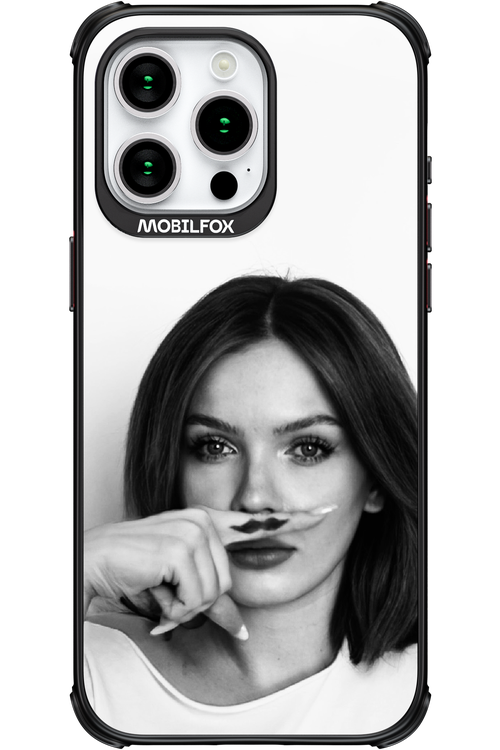 Soft Focus - Apple iPhone 15 Pro Max