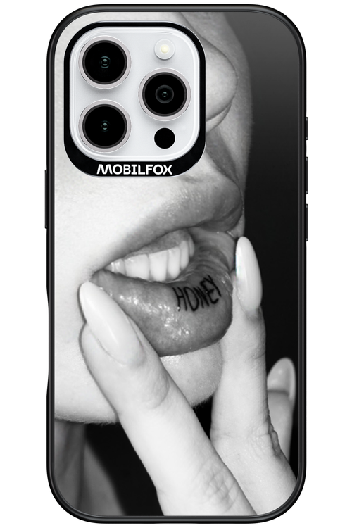 Lip Secret - Apple iPhone 16 Pro