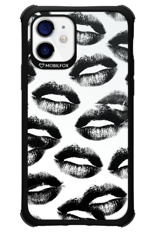 Ghost Kiss - Apple iPhone 12