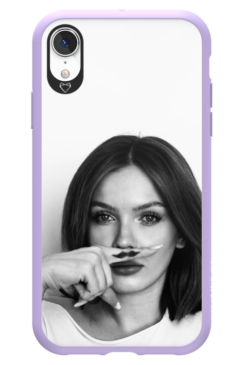 Soft Focus - Apple iPhone XR