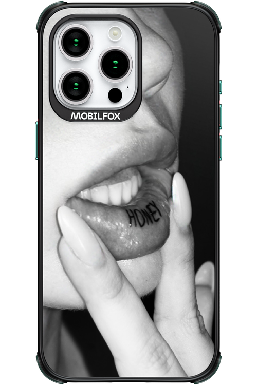 Lip Secret - Apple iPhone 15 Pro Max