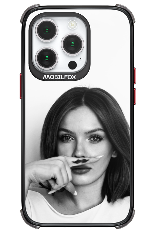 Soft Focus - Apple iPhone 14 Pro