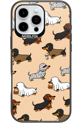 Scary Dachshund - Apple iPhone 16 Pro Max