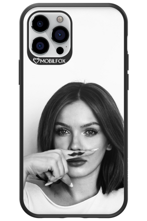 Soft Focus - Apple iPhone 12 Pro