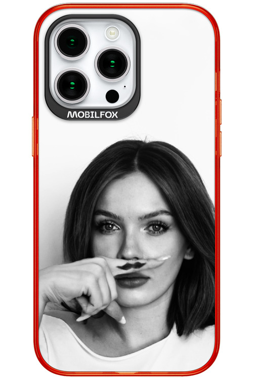 Soft Focus - Apple iPhone 15 Pro Max