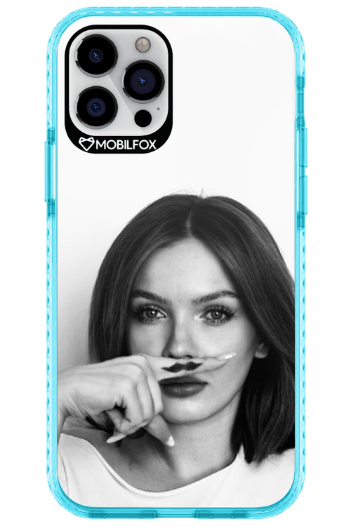 Soft Focus - Apple iPhone 12 Pro