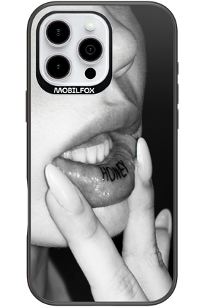 Lip Secret - Apple iPhone 16 Pro Max