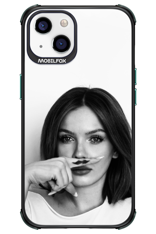 Soft Focus - Apple iPhone 13