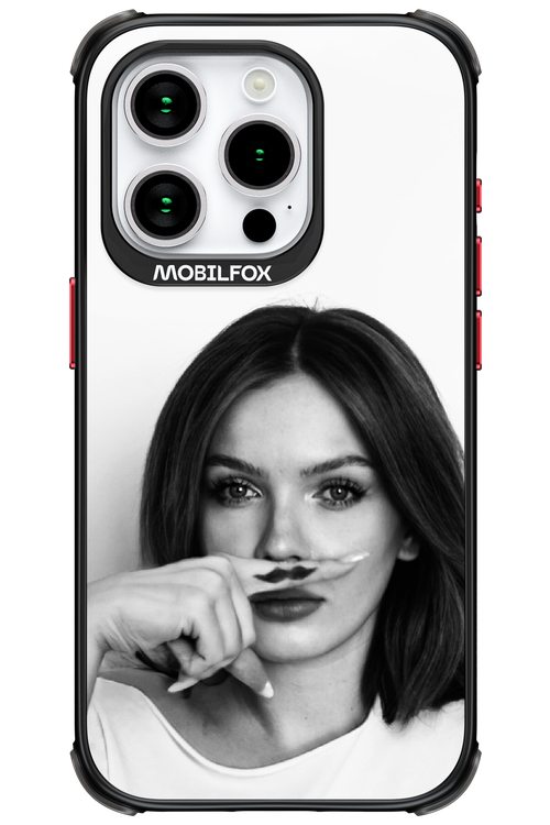 Soft Focus - Apple iPhone 15 Pro