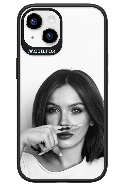 Soft Focus - Apple iPhone 14