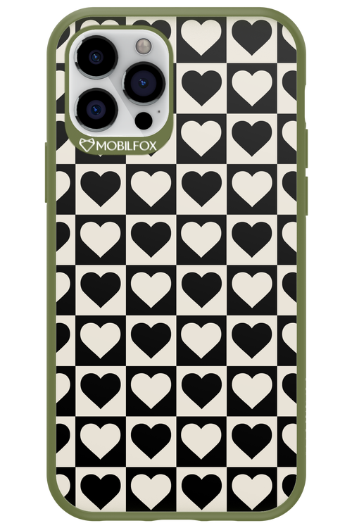 Checkered Heart - Apple iPhone 12 Pro