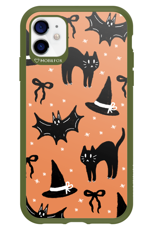 Cat & Bat - Apple iPhone 11