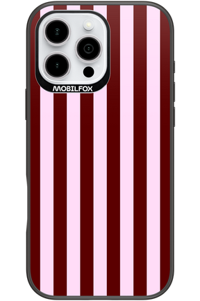 Circus Romance - Apple iPhone 16 Pro Max