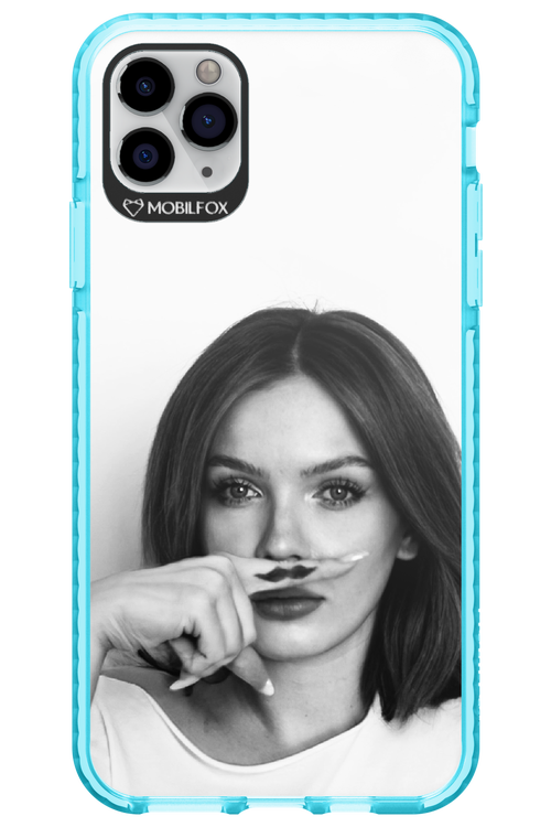 Soft Focus - Apple iPhone 11 Pro Max