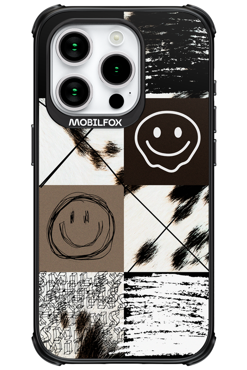 Brownie Smiley - Apple iPhone 15 Pro